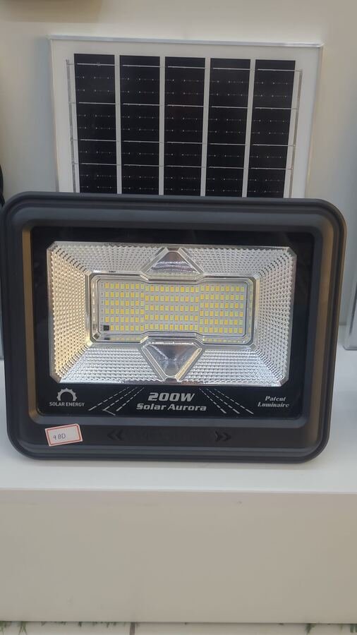 Solar Aurora 200W Solar Flood Light